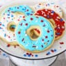 红色，白色和蓝色甜甜圈饼干功能